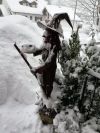 Die Hexe hat sich hinterm Schneeberg versteckt, zu finden in Buching bei Cilli´s Cafestüberl