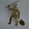 Ritter ist aus Messing, in das Schild wurde das Wappen eingraviert und dient als Türöffner,