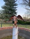 beleuchtender und wasserspeiender Brunnendrache