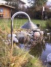 schöne Lampe als Außenbeleuchtung für Teich und Garten