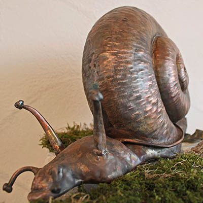 Phantasievolle Blechfiguren